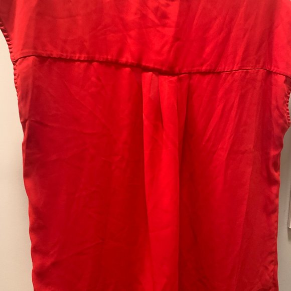 Red Work Top - Picture 3 of 3